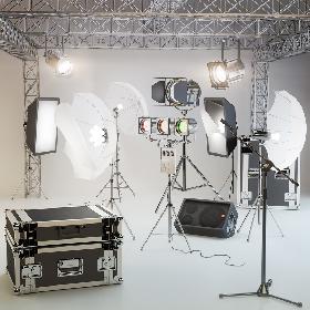 studio lighting, softbox, microphone, speakers, a farm, a suitcase, soffits, sennheiser, studio